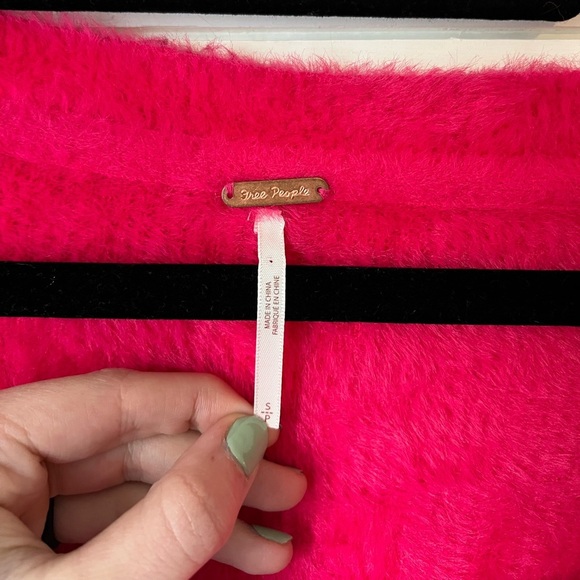 Free People Moonbeam Pullover Sweater in Raspberry Pop - Picture 3 of 8